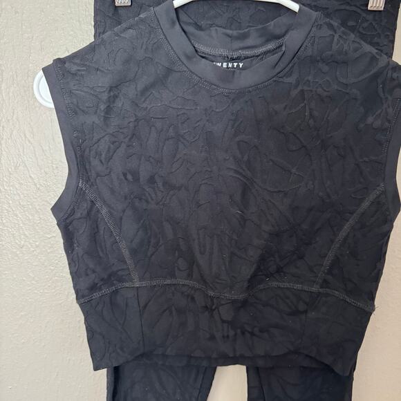 TWENTY MONTREAL Flames 3D Activewear High-rised Active Black Size M/L casual - Picture 3 of 9